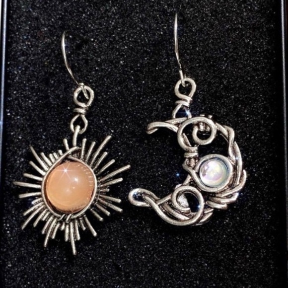 Bohemian Astrology Sun Moon Silver Wire Wrapped Celestial Stone Mismatch Dangles - Picture 6 of 16